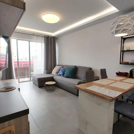 Income Spain Las Palmas de Gran Canaria