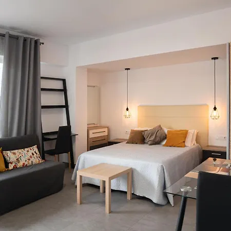 Income Spain Apartament *