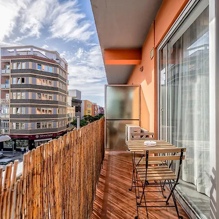 Income Spain Apartament