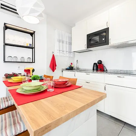 Apartament Income Spain *
