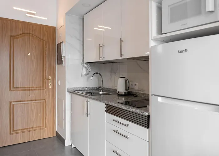 Income Spain * Лас-Пальмас-де-Гран-Канарія