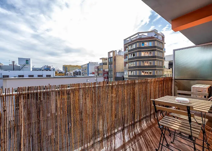 Income Spain * Лас-Пальмас-де-Гран-Канарія