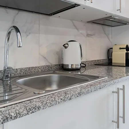 Income Spain * Las Palmas de Gran Canaria