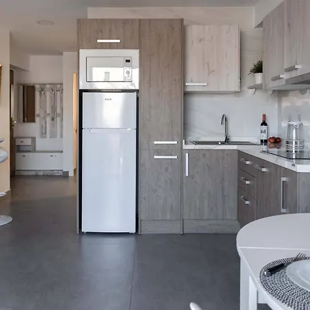 Income Spain * 大加那利岛拉斯帕尔马斯