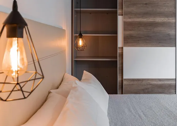 아파트 Income Spain